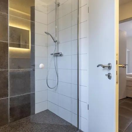 Reetdachhaushaelfte Reetdachhaus Kleine Kate Tatil Evi Sankt Peter-Ording