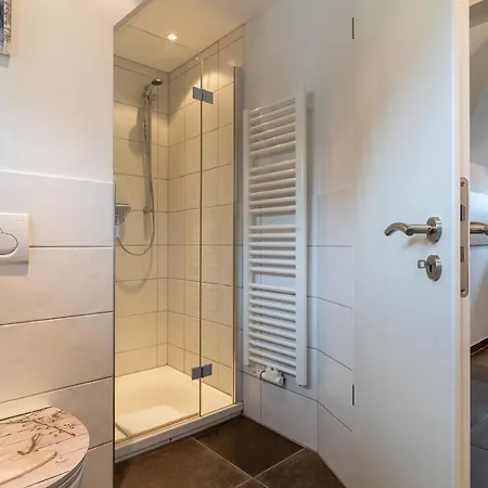 Reetdachhaushaelfte Reetdachhaus Kleine Kate Sankt Peter-Ording